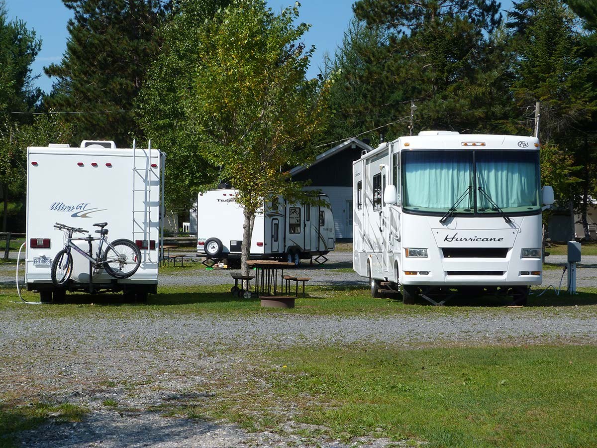 3 services, 30 AMP, group of 2 fields